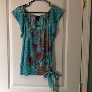 Rue21 women’s small blouse